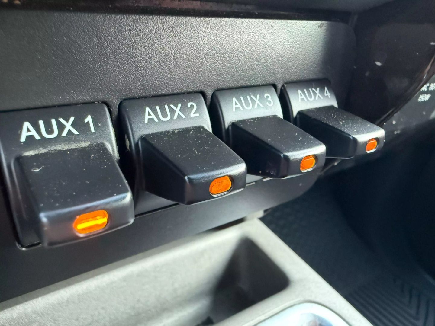 2016 Ford F250 Super Duty Crew Cab - Image 35