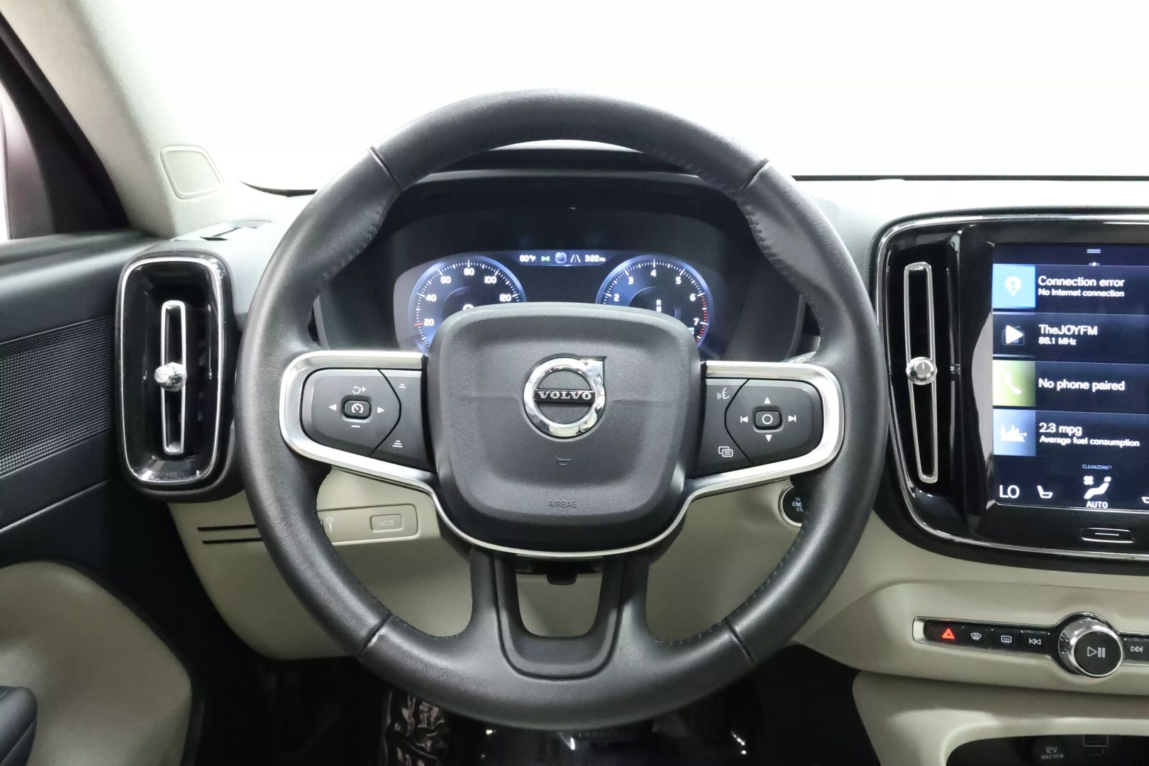 2019 Volvo Xc40 - Image 22