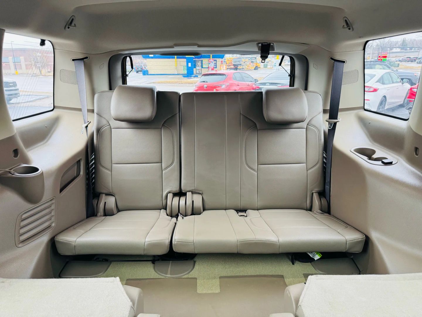 2017 Chevrolet Tahoe - Image 31