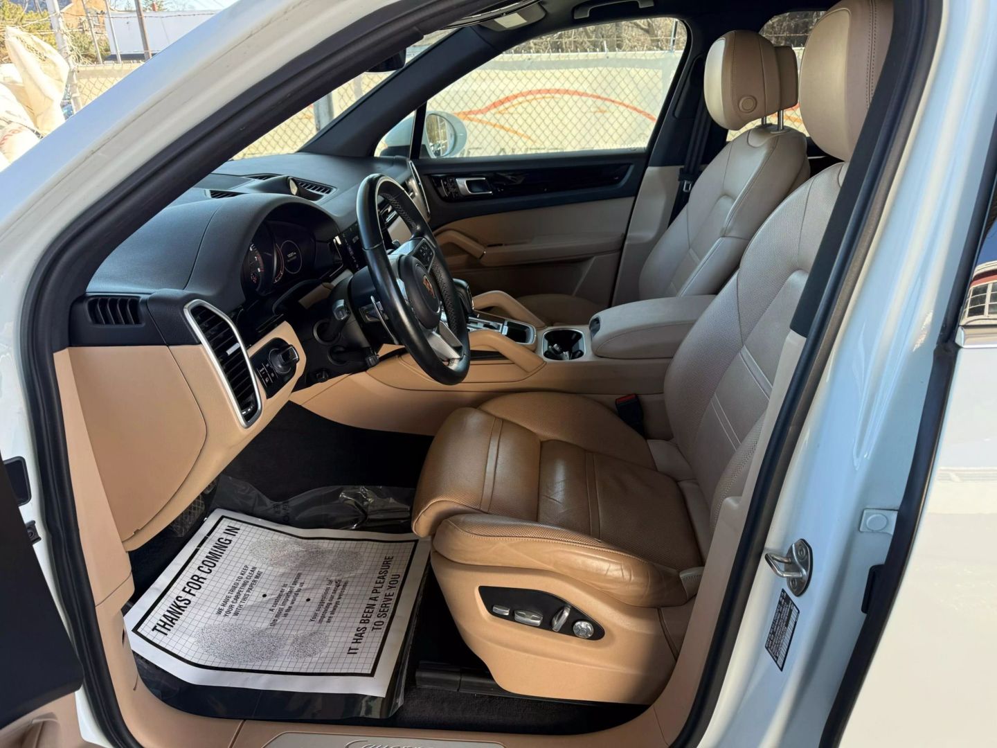 2019 Porsche Cayenne - Image 15