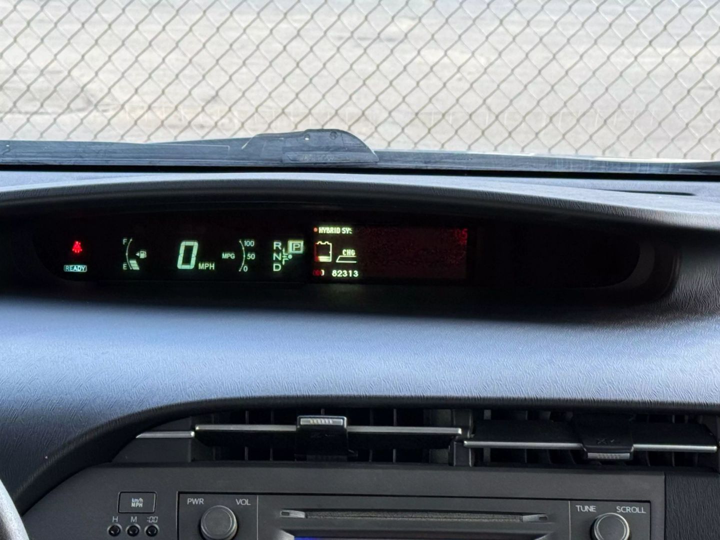 2013 Toyota Prius - Image 27