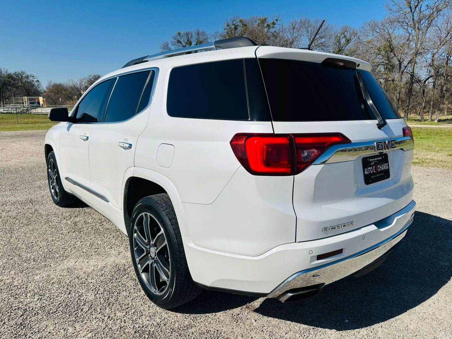 2017 Gmc Acadia - Image 8
