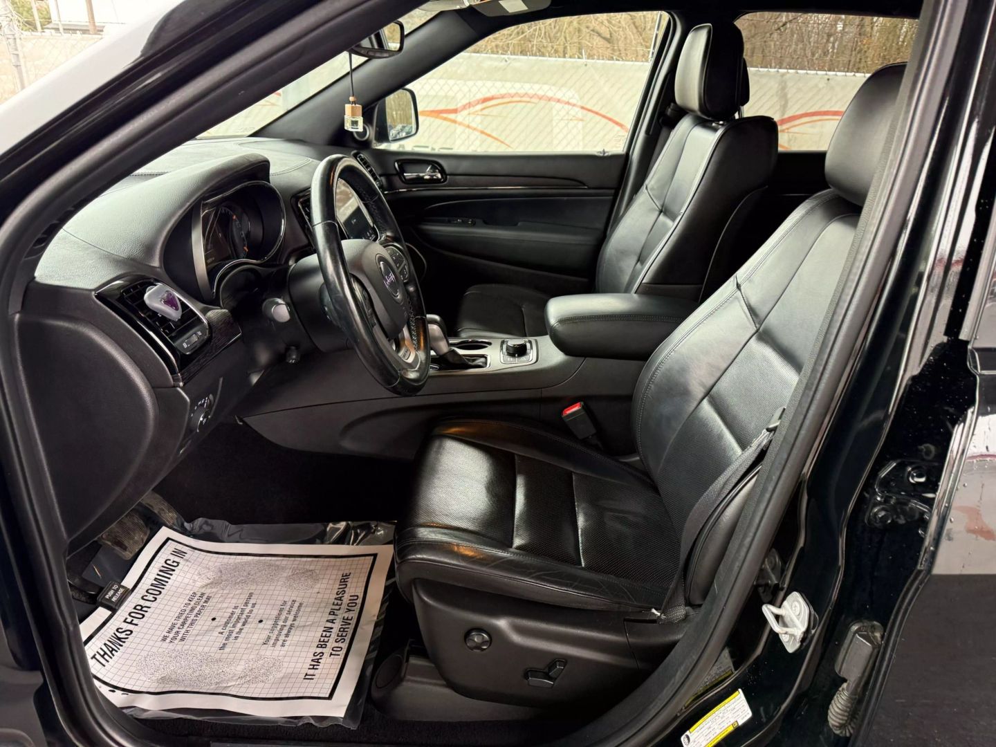 2020 Jeep Grand Cherokee - Image 15