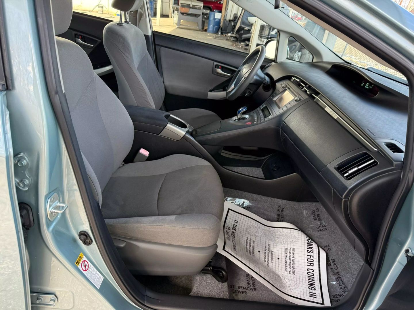 2013 Toyota Prius - Image 24
