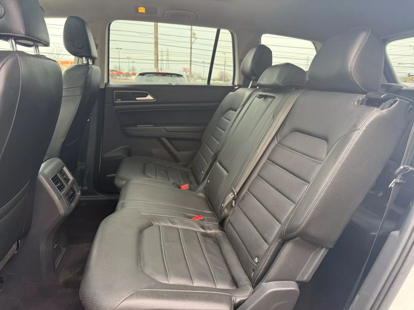 2019 Volkswagen Atlas - Image 24