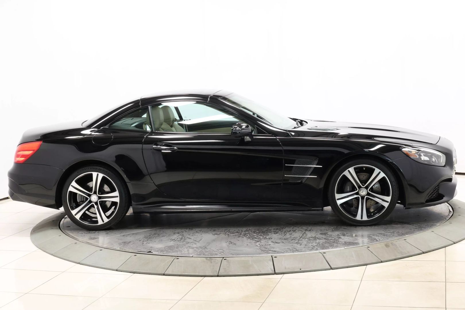 2017 Mercedes-benz Sl - Image 83