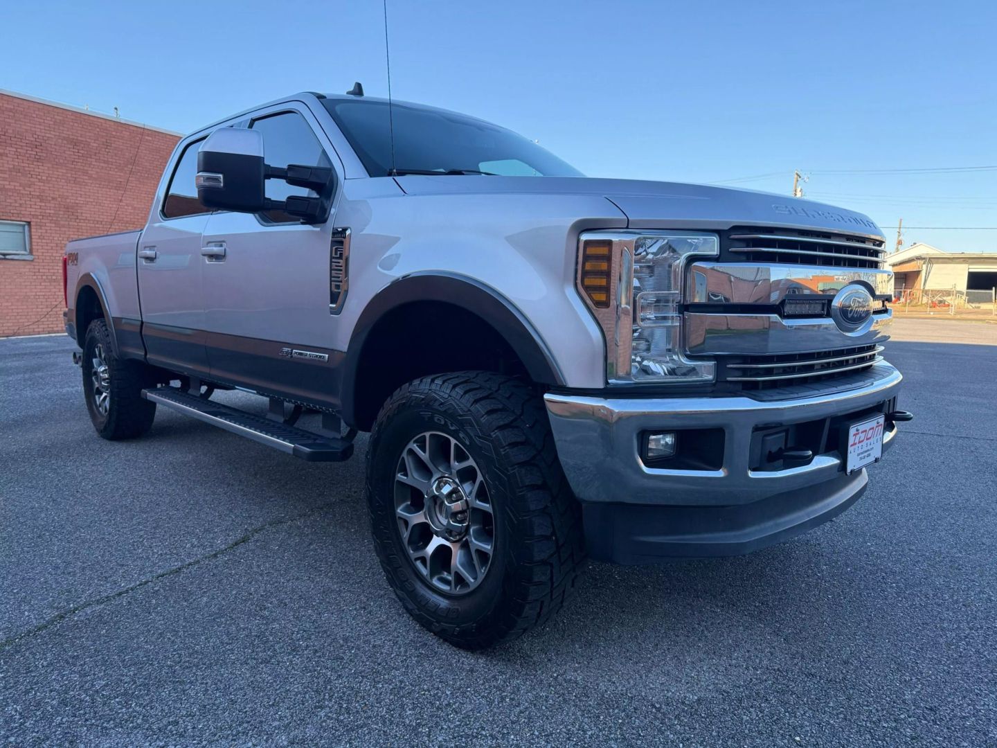 2019 Ford F250 Super Duty Crew Cab - Image 8