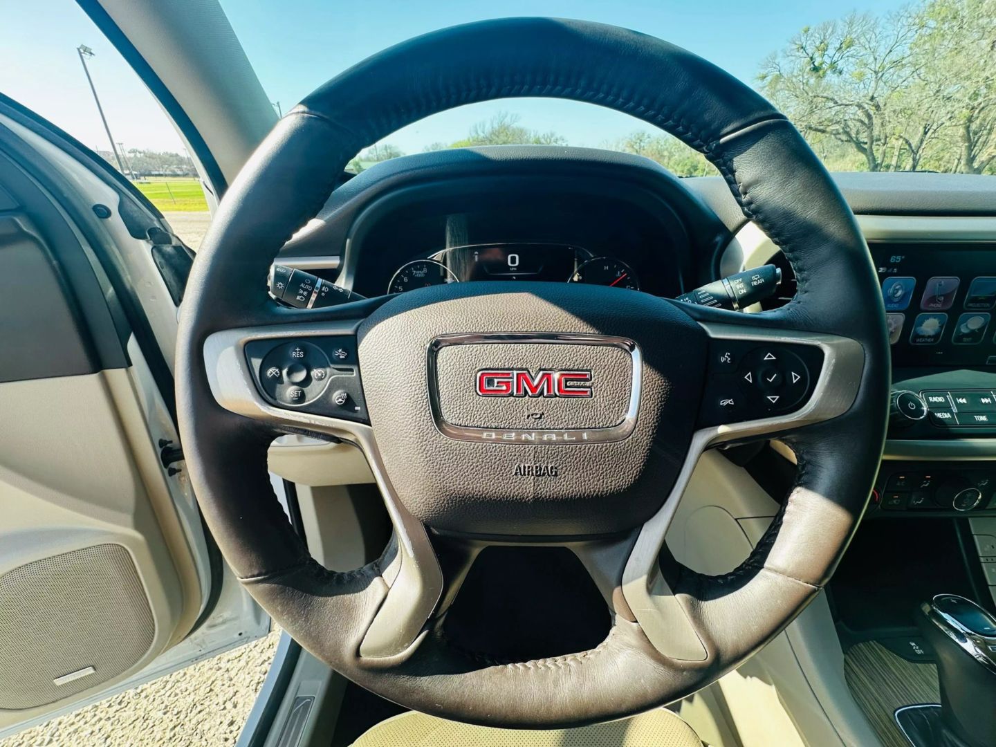 2017 Gmc Acadia - Image 22