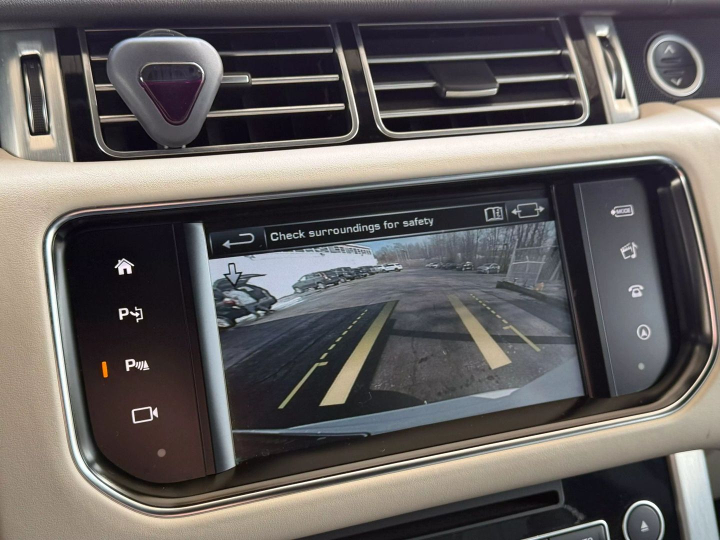 2016 Land Rover Range Rover - Image 45