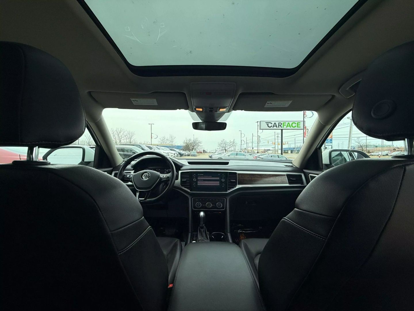 2019 Volkswagen Atlas - Image 33