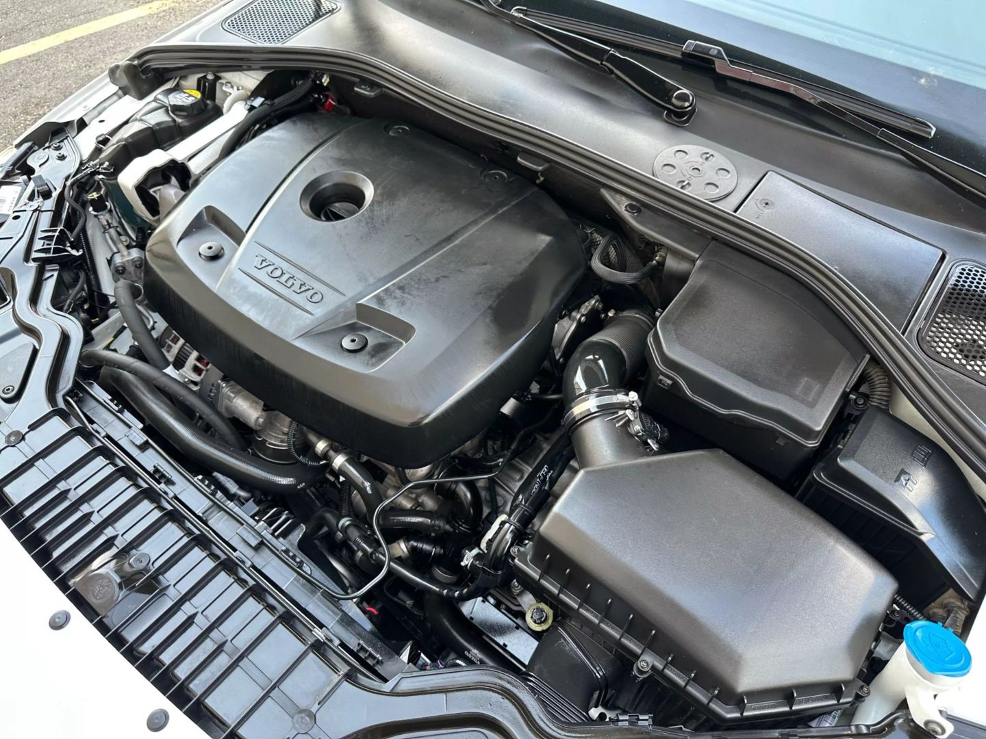 2017 Volvo S60 - Image 50