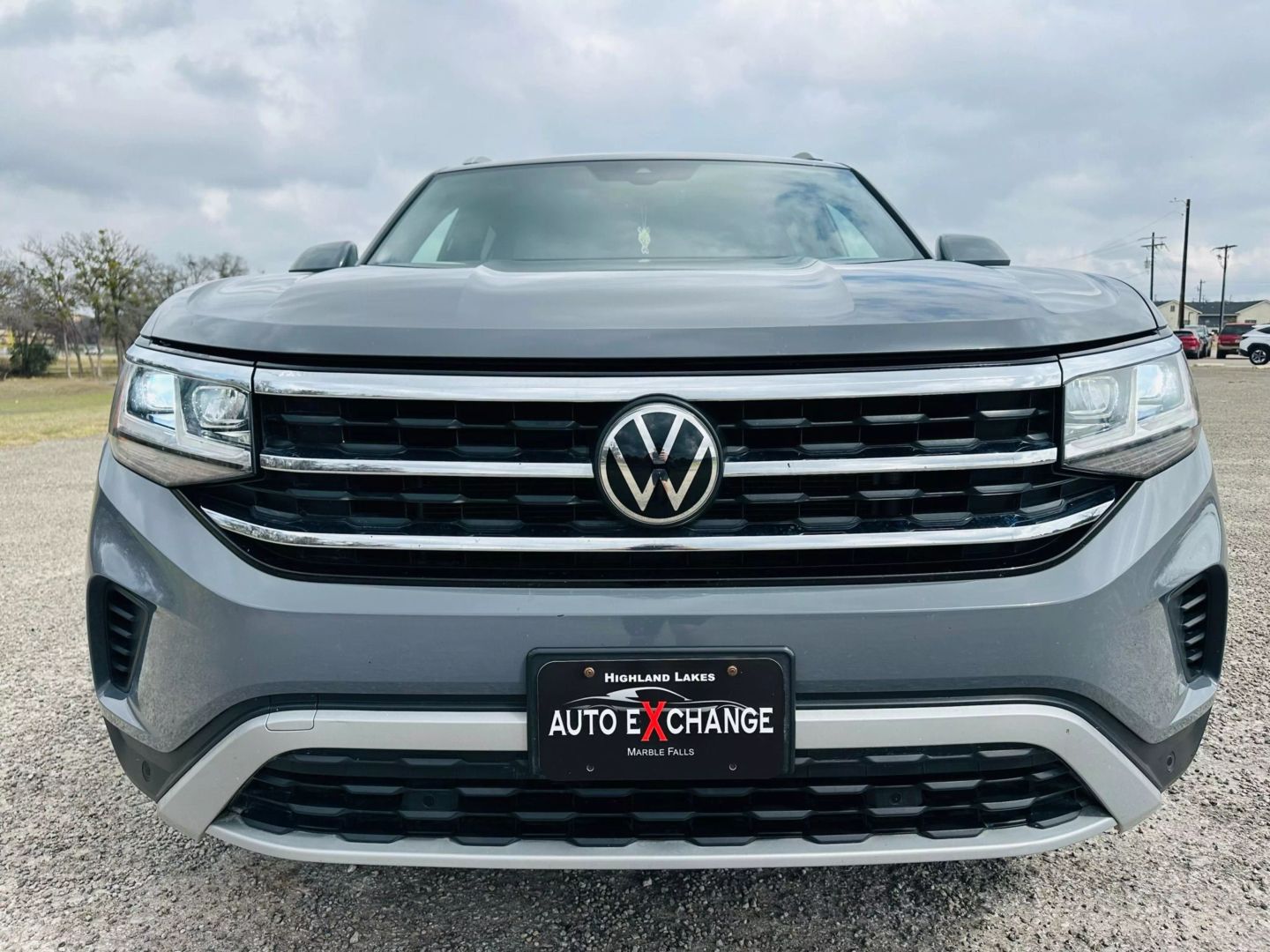 2021 Volkswagen Atlas Cross Sport - Image 3