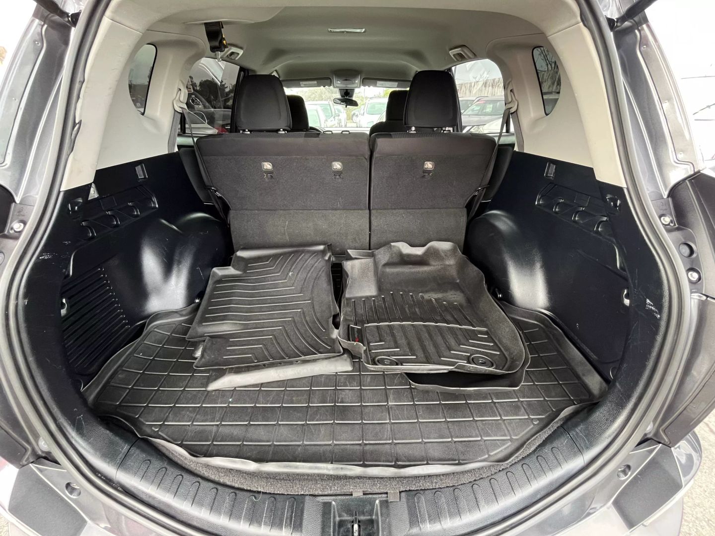 2017 Toyota Rav4  Vin: Jtmzfrev6hj716485 Stock Id: 716485 - Image 23