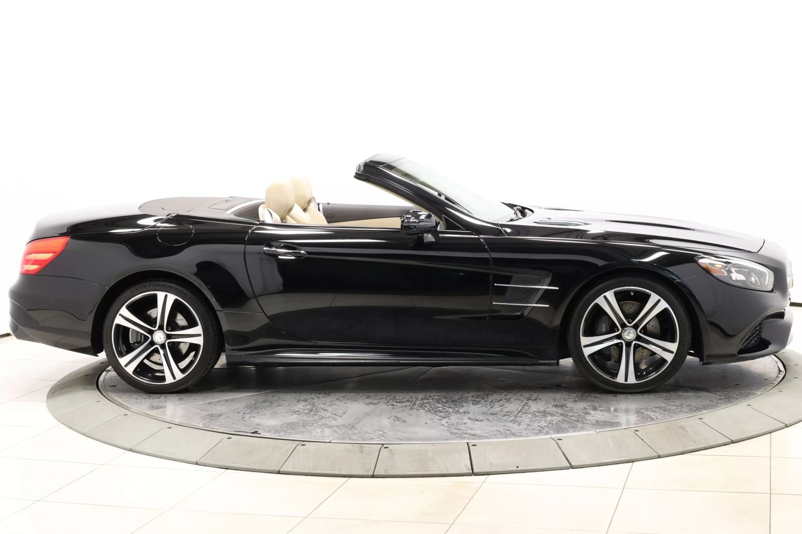 2017 Mercedes-benz Sl - Image 52