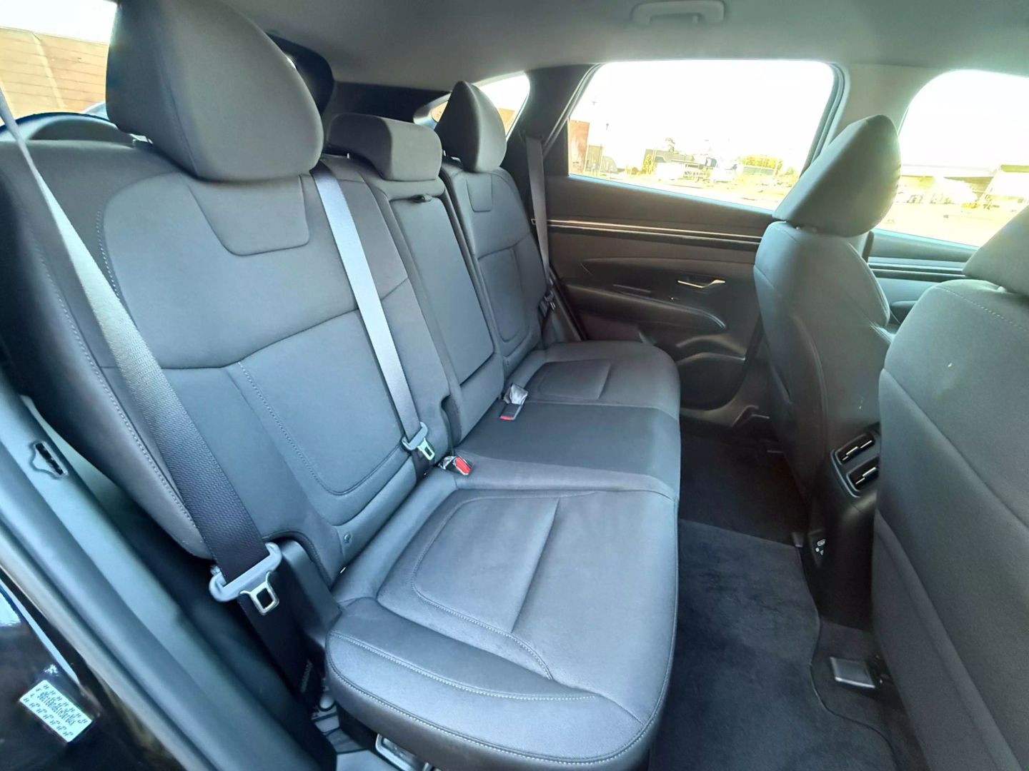2023 Hyundai Tucson Hybrid - Image 20