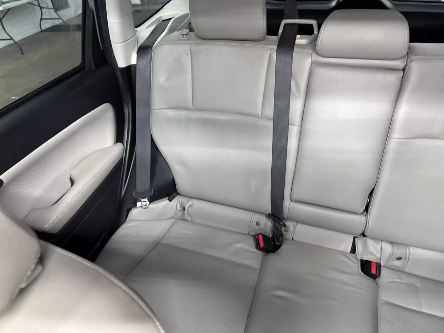 2015 Subaru Forester - Image 30