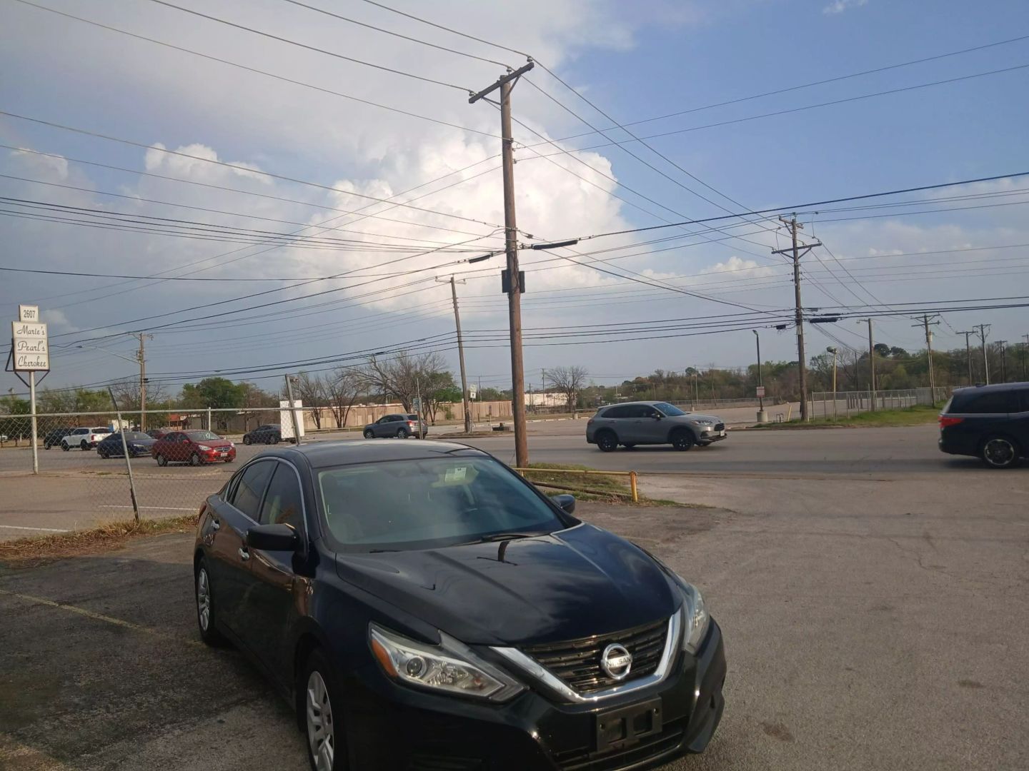2018 Nissan Altima - Image 2