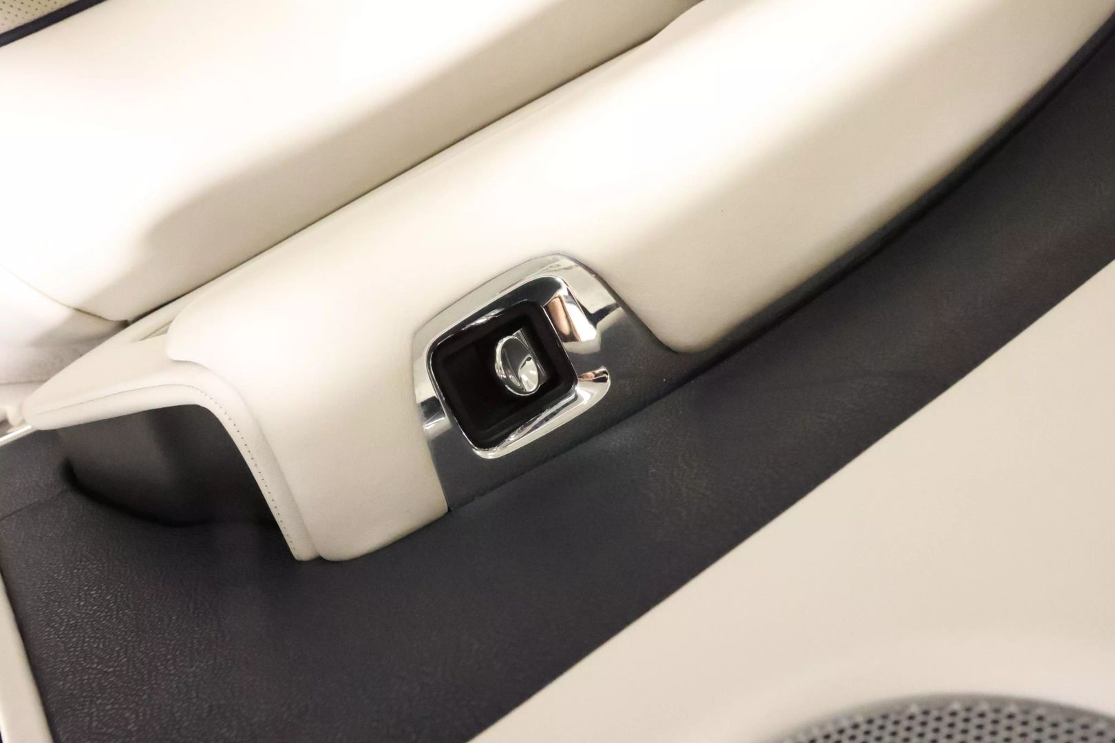 2014 Rolls-royce Wraith - Image 72