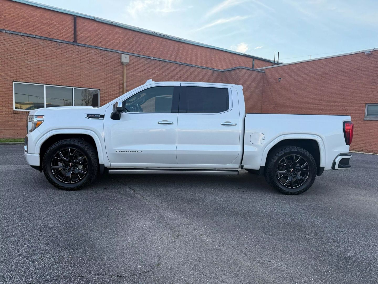 2020 Gmc Sierra 1500 Crew Cab - Image 3