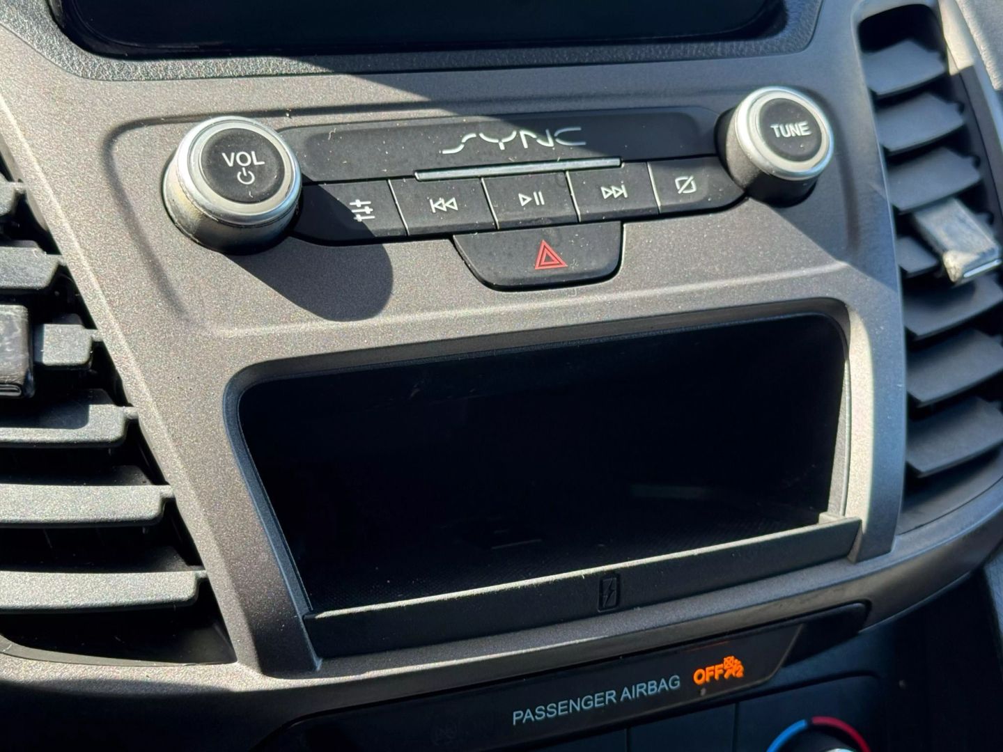 2020 Ford Transit Connect Cargo Van - Image 43