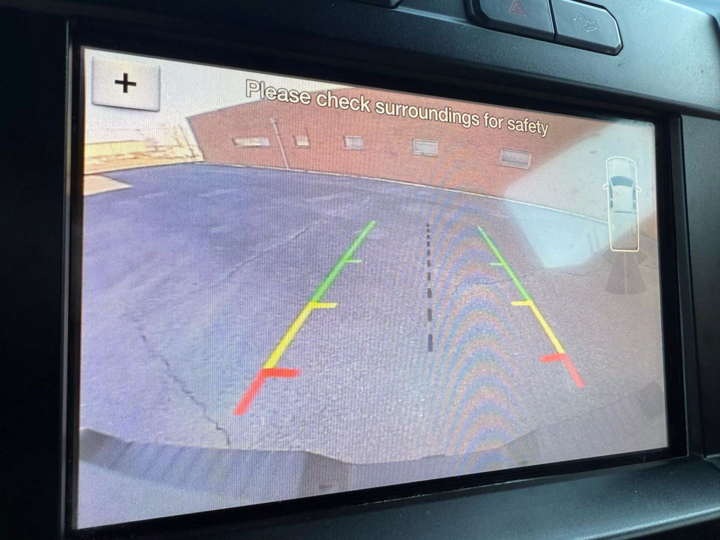 2019 Ford F250 Super Duty Crew Cab - Image 30