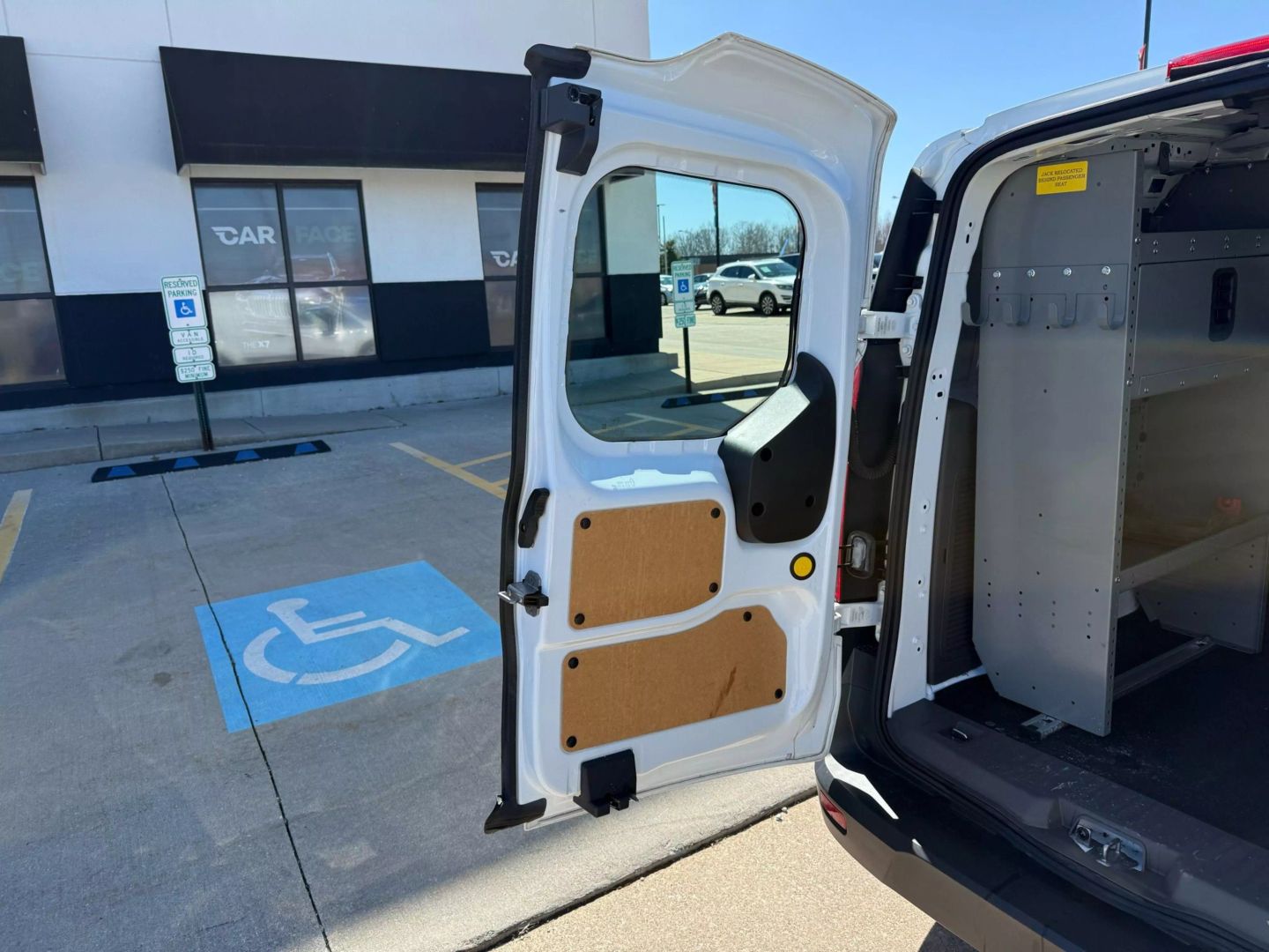 2020 Ford Transit Connect Cargo Van - Image 20