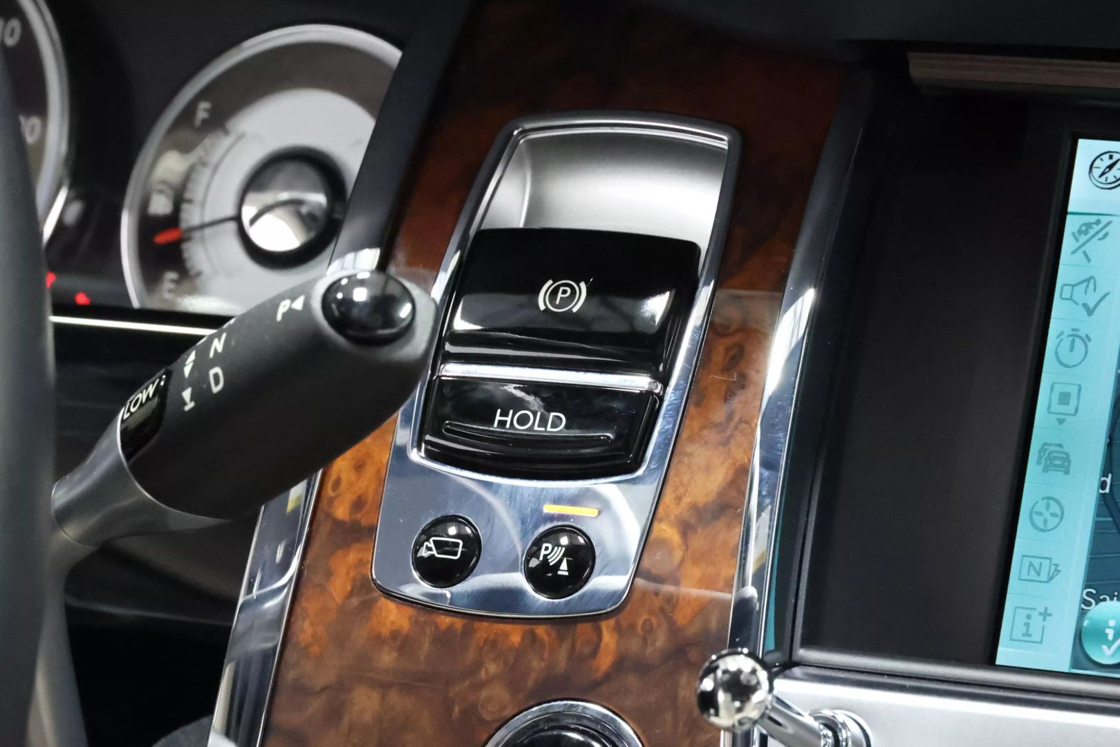 2014 Rolls-royce Wraith - Image 36