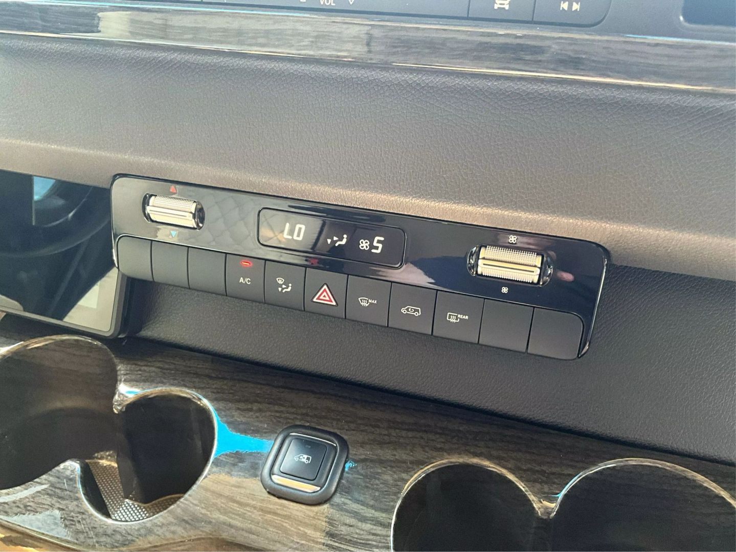 2020 Mercedes-benz Sprinter 3500 Cargo - Image 24