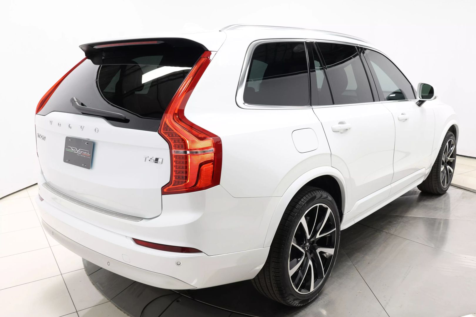 2022 Volvo Xc90 - Image 4