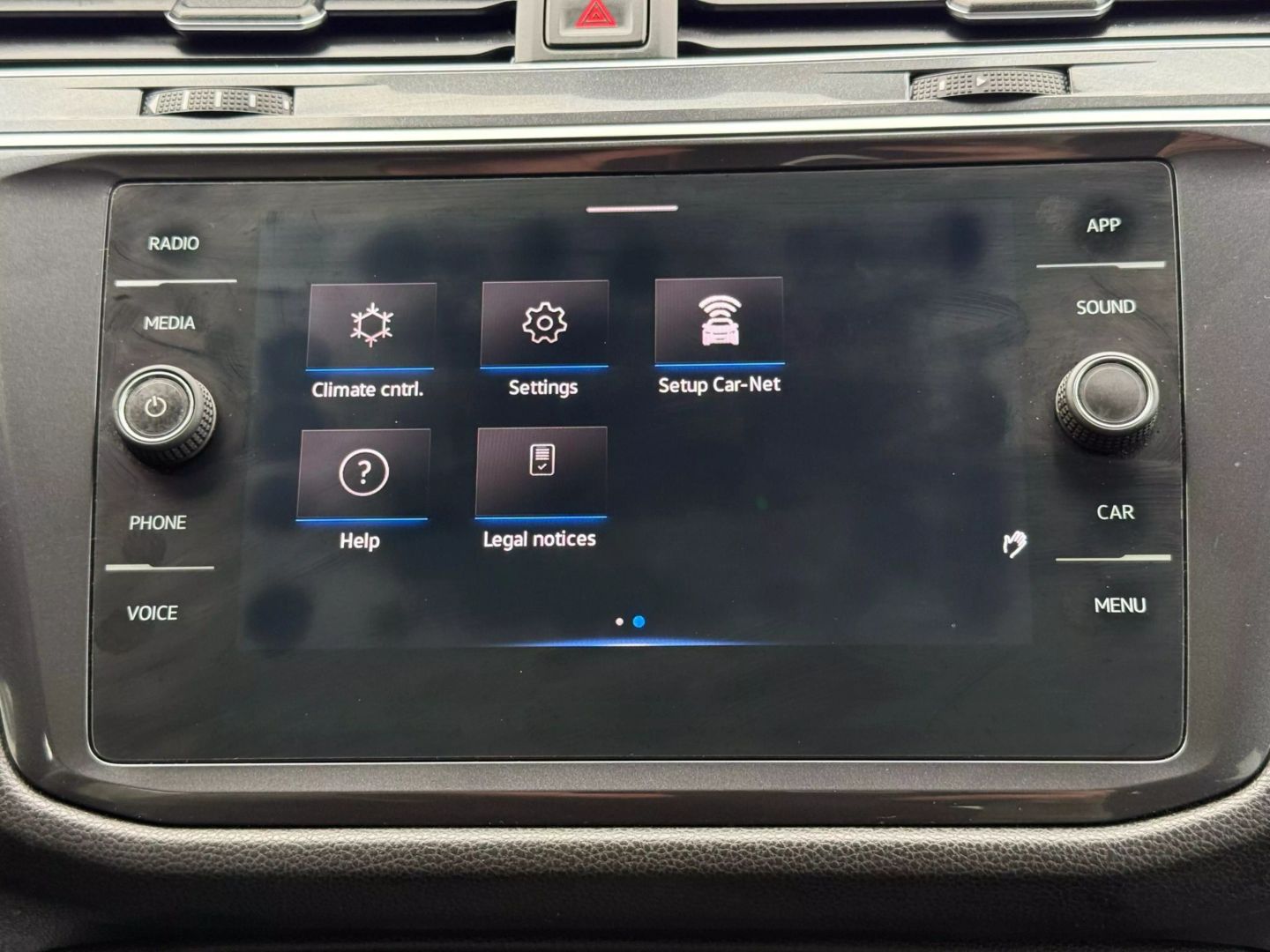 2021 Volkswagen Tiguan - Image 39
