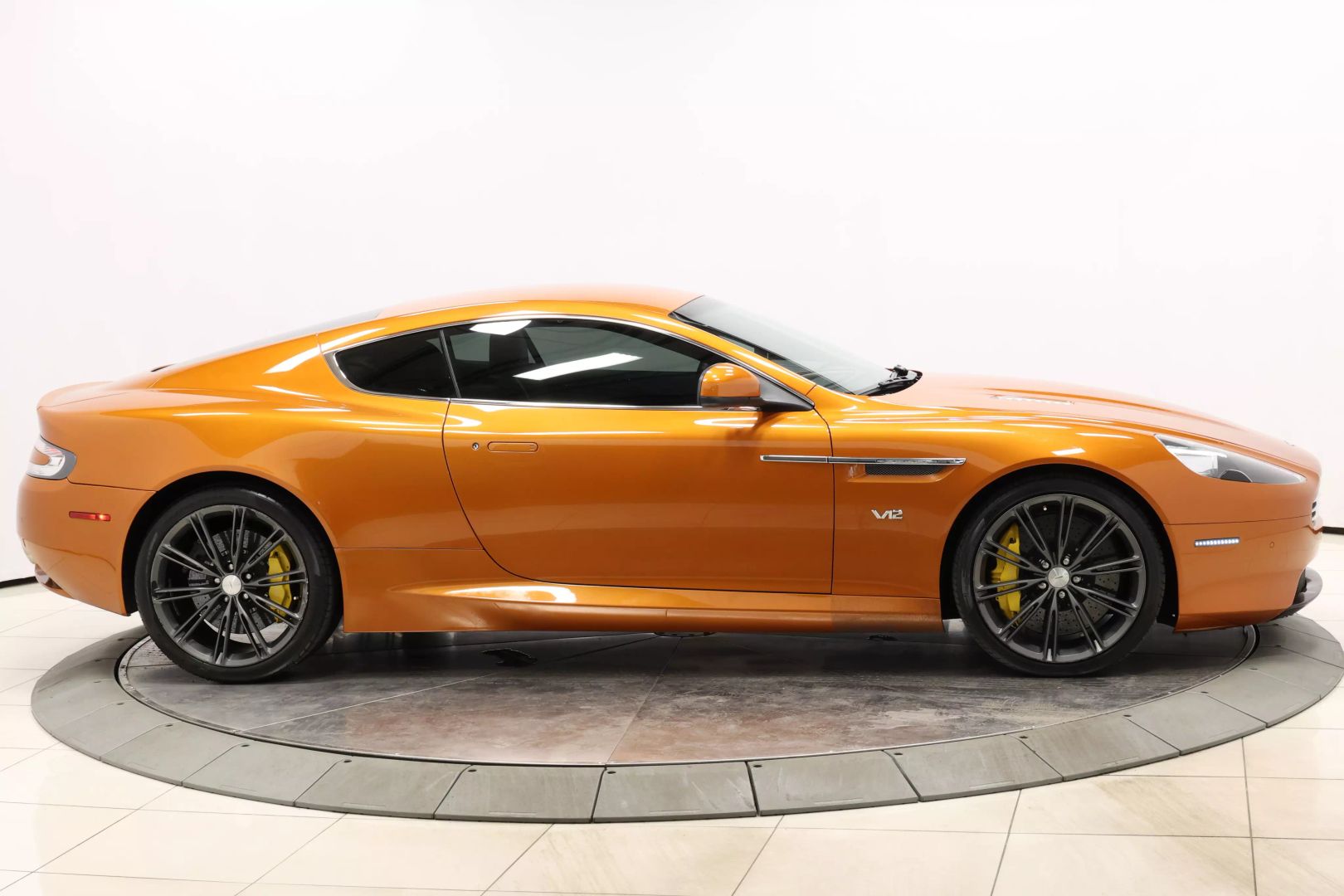 2012 Aston Martin Virage - Image 50