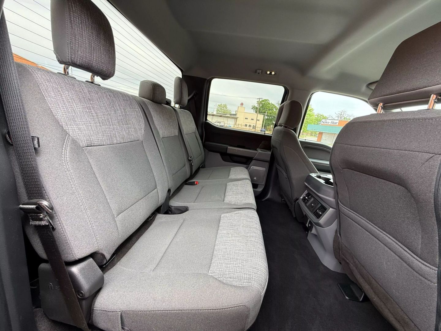 2023 Ford F250 Super Duty Crew Cab - Image 19