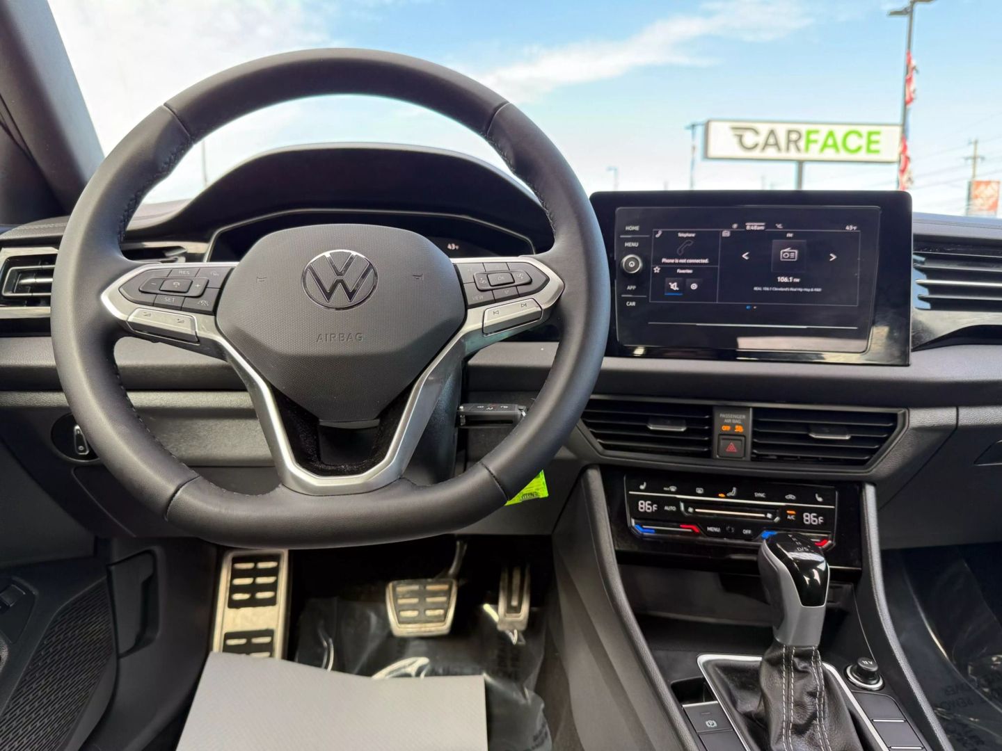 2025 Volkswagen Jetta - Image 25