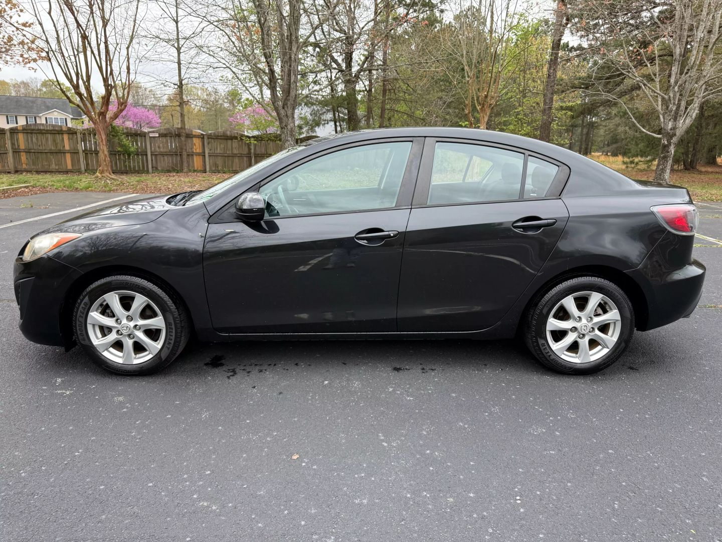 2010 Mazda Mazda3 - Image 8