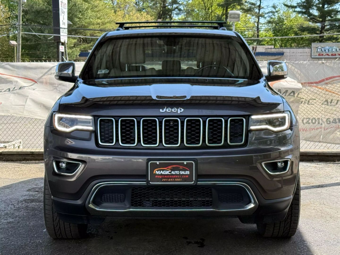 2018 Jeep Grand Cherokee - Image 5