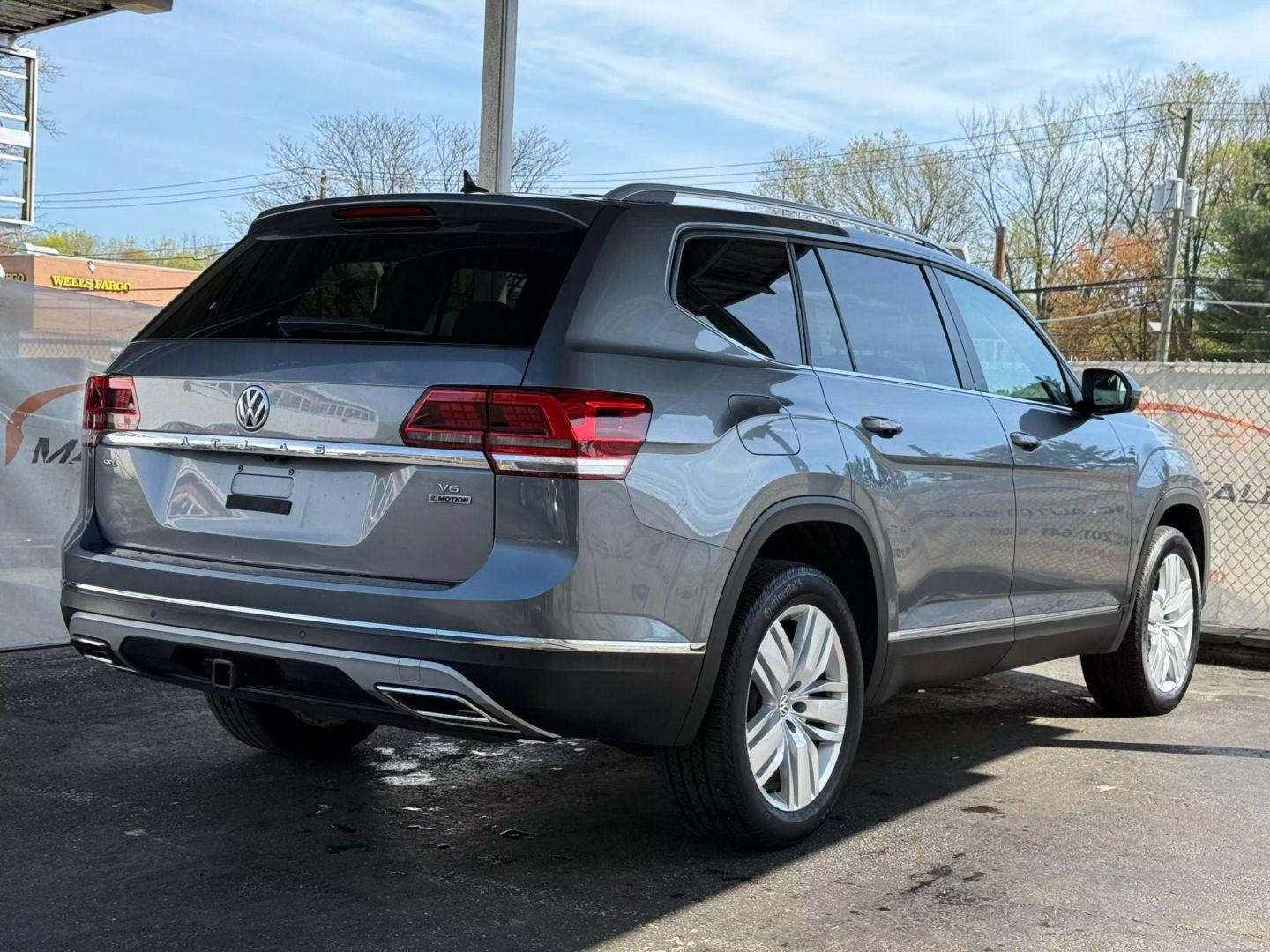 2020 Volkswagen Atlas - Image 11
