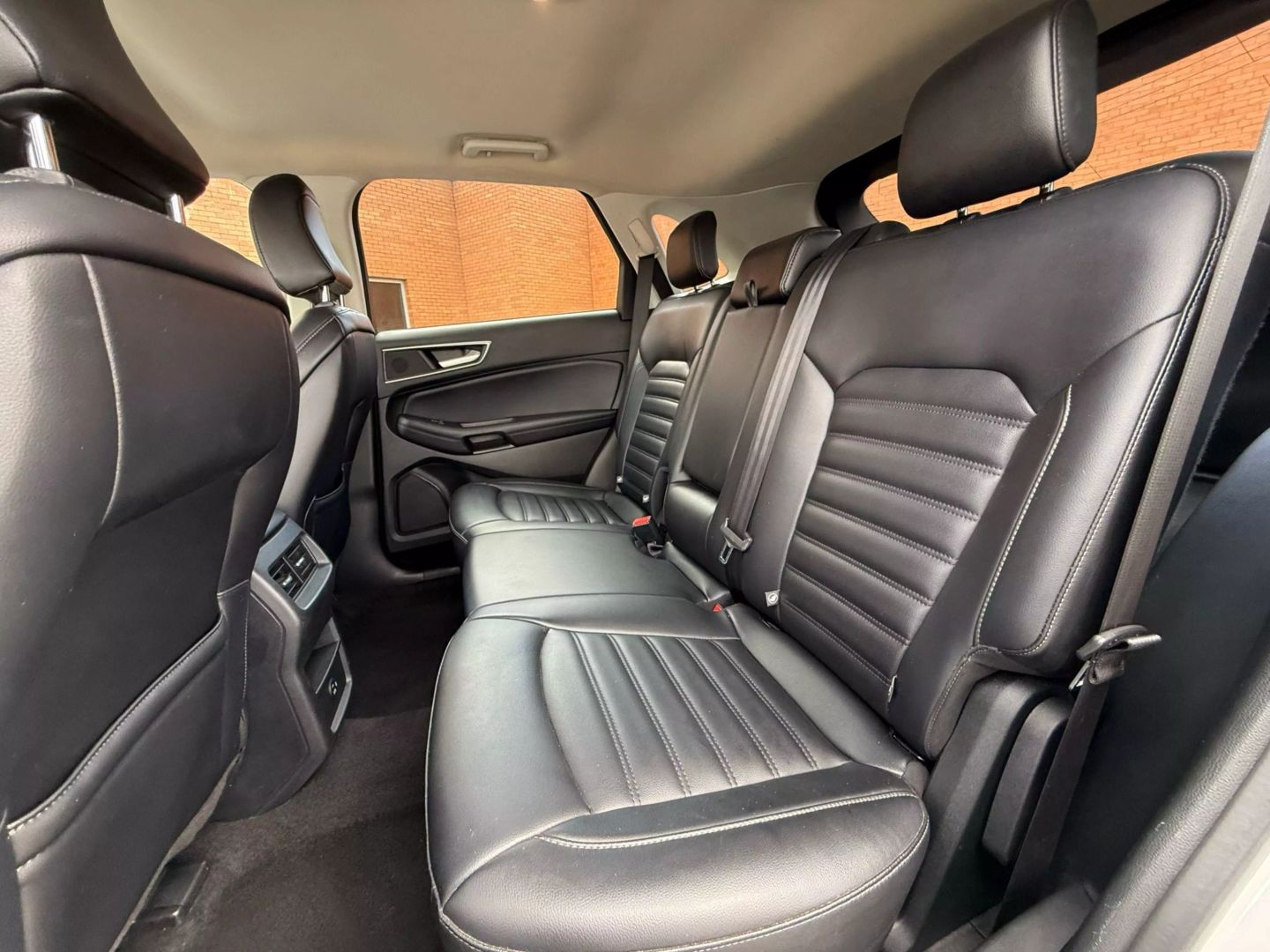 2022 Ford Edge - Image 15