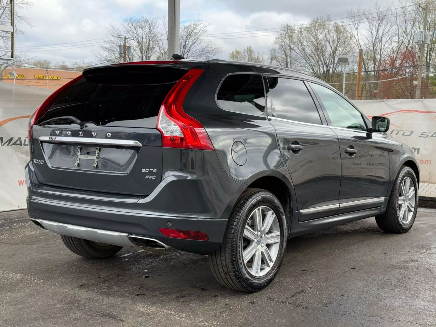 2016 Volvo Xc60 - Image 11