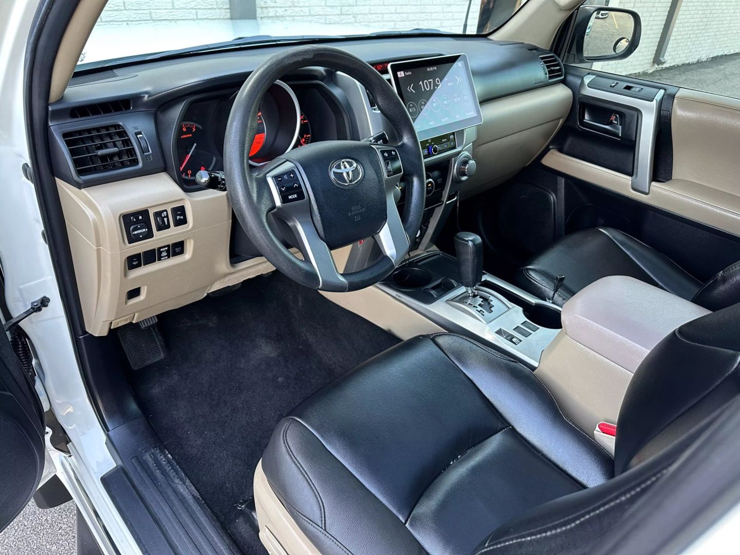 2012 Toyota 4runner - Image 14
