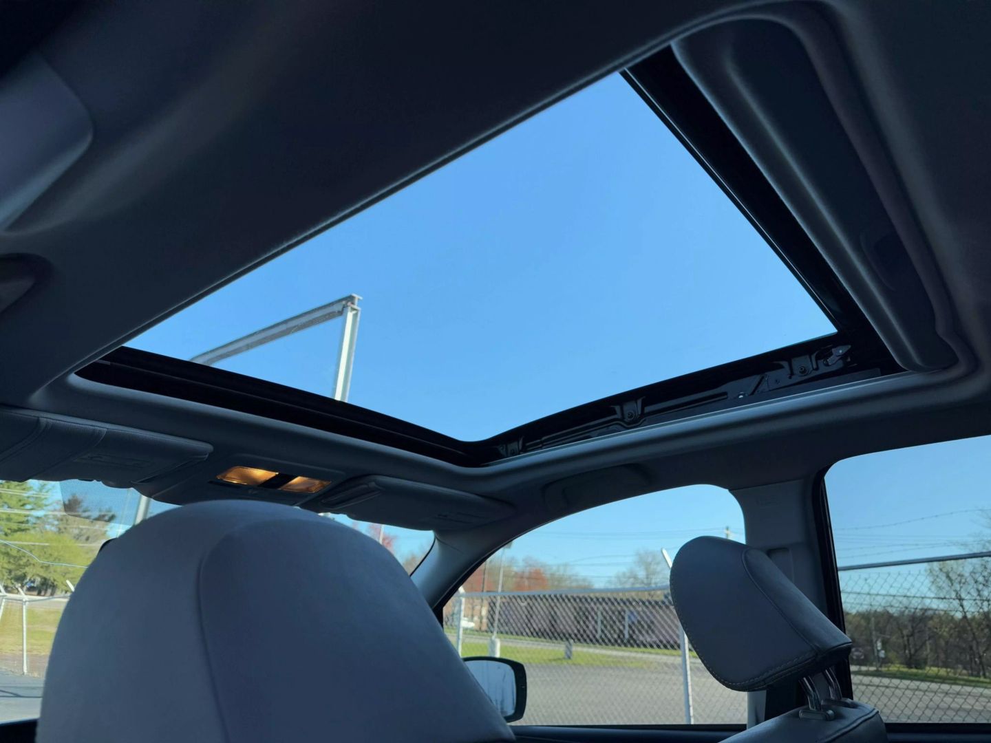 2018 Subaru Forester - Image 38