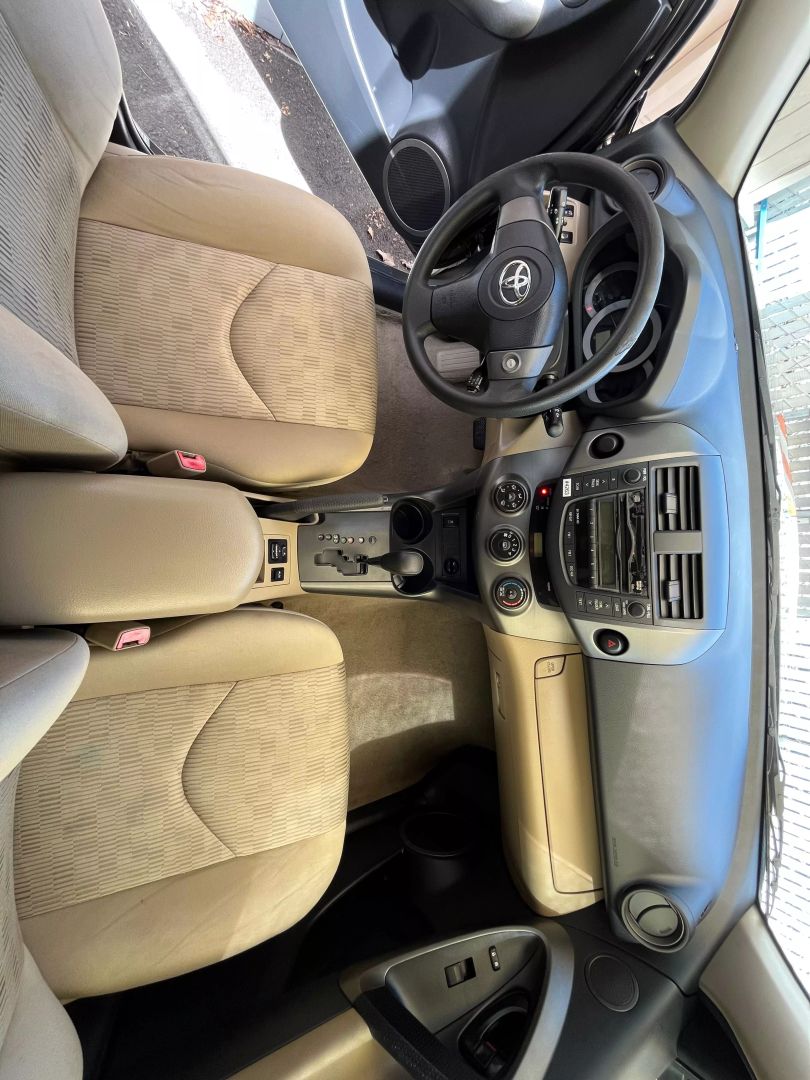 2010 Toyota Rav4  Vin: 2t3kf4dv5aw043153 Stock Id: 043153 - Image 22
