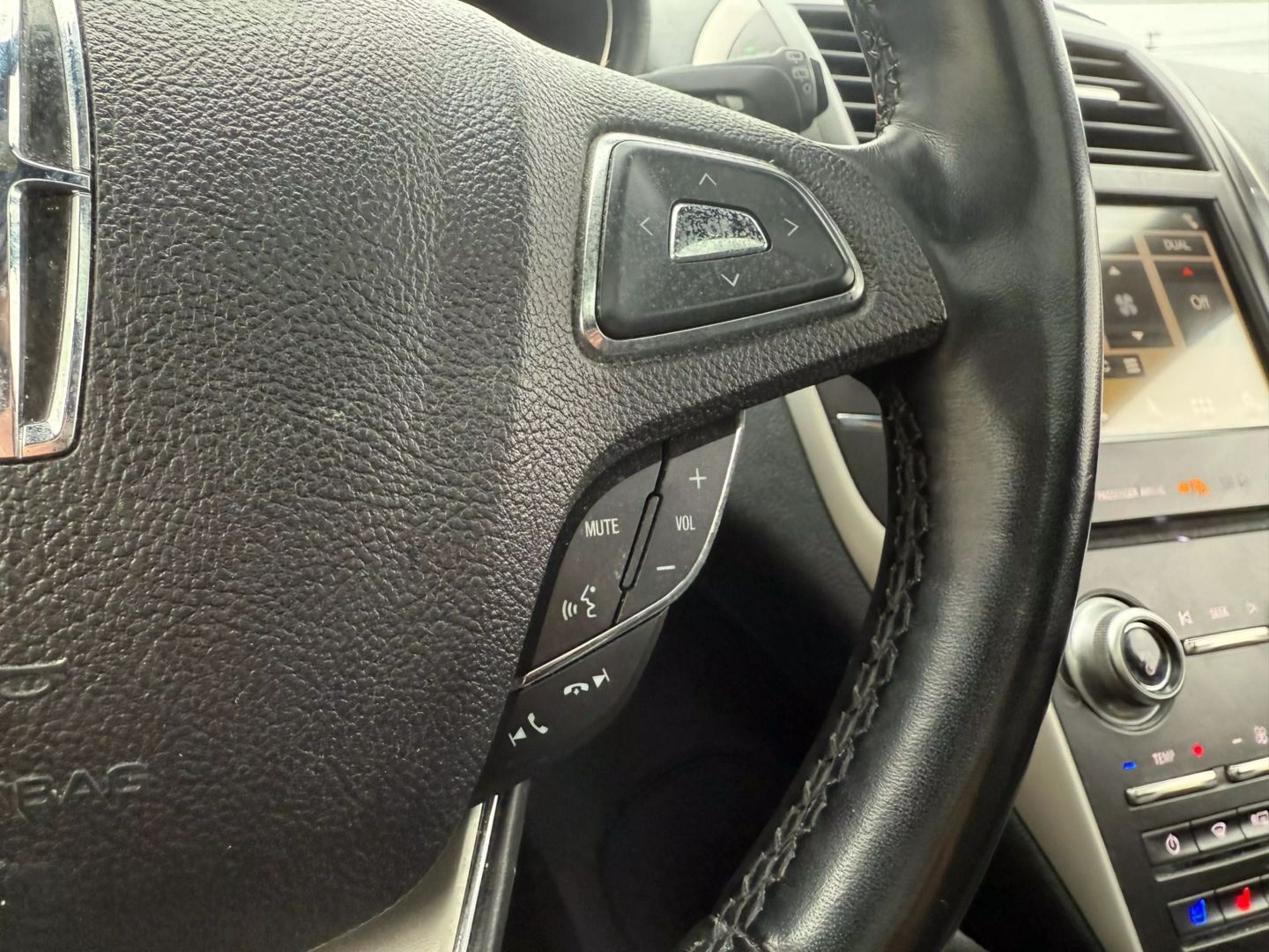 2018 Lincoln Mkc - Image 33