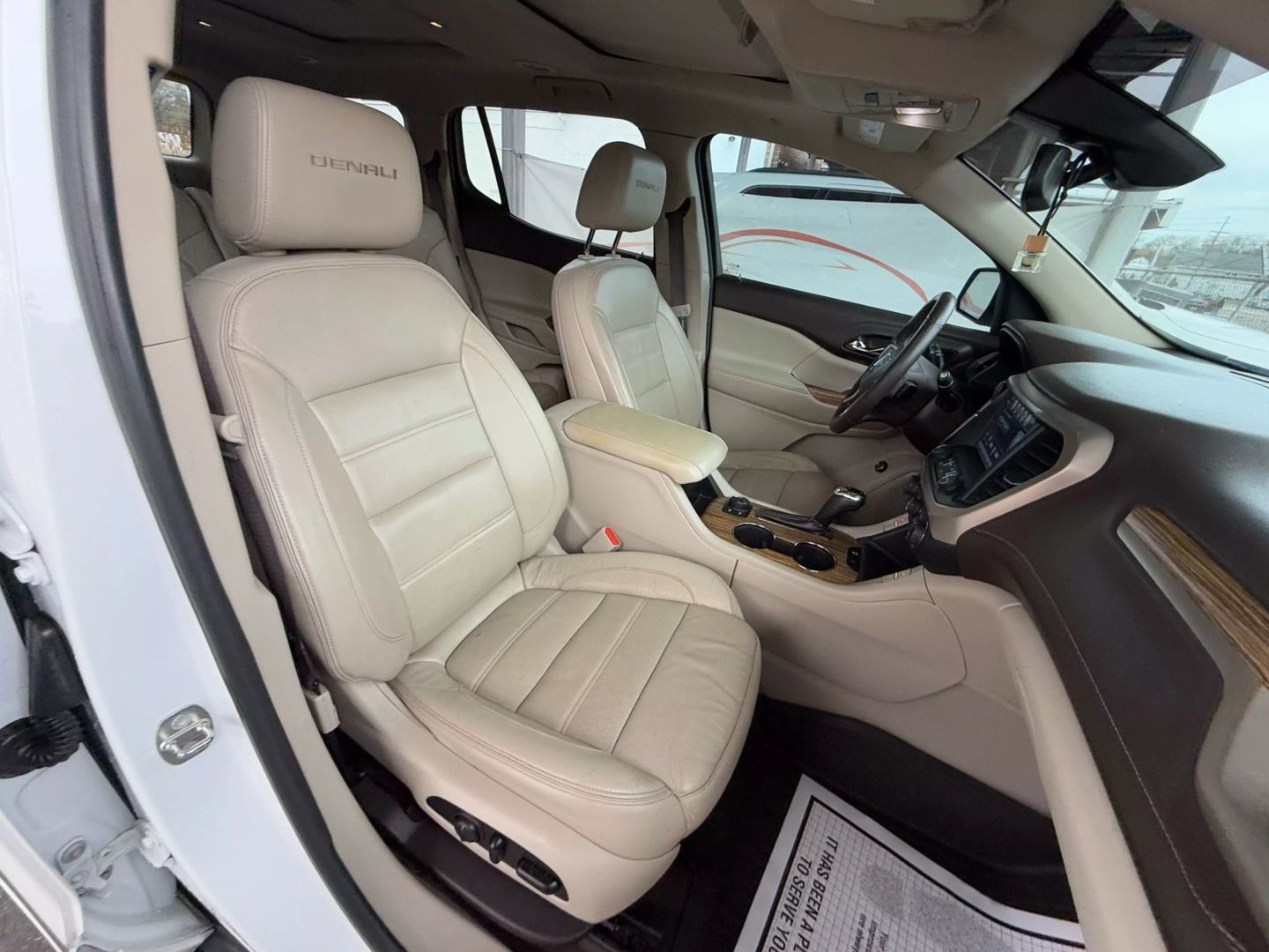 2017 Gmc Acadia - Image 28