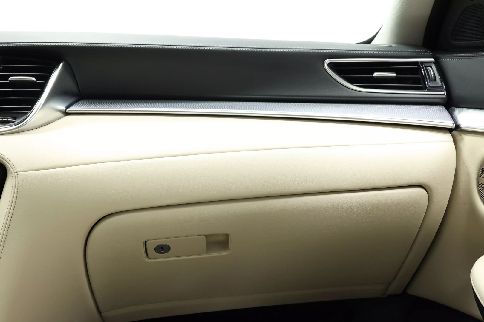 2019 Infiniti Qx50 - Image 104