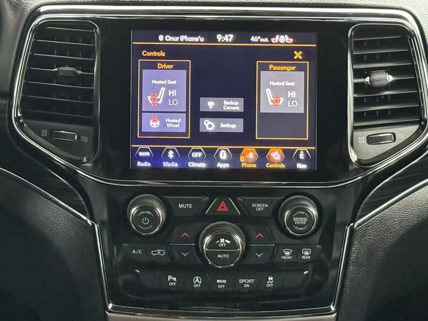 2019 Jeep Grand Cherokee - Image 28