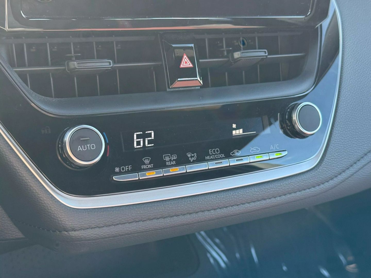 2023 Toyota Corolla - Image 36
