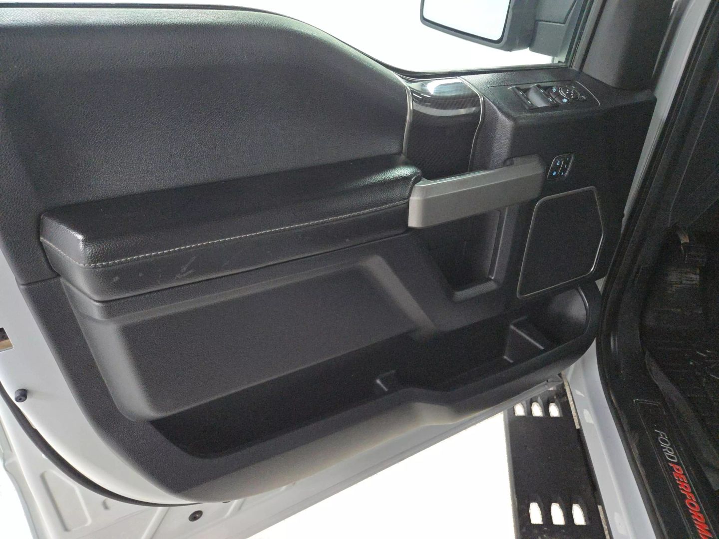 2017 Ford F150 Supercrew Cab - Image 18