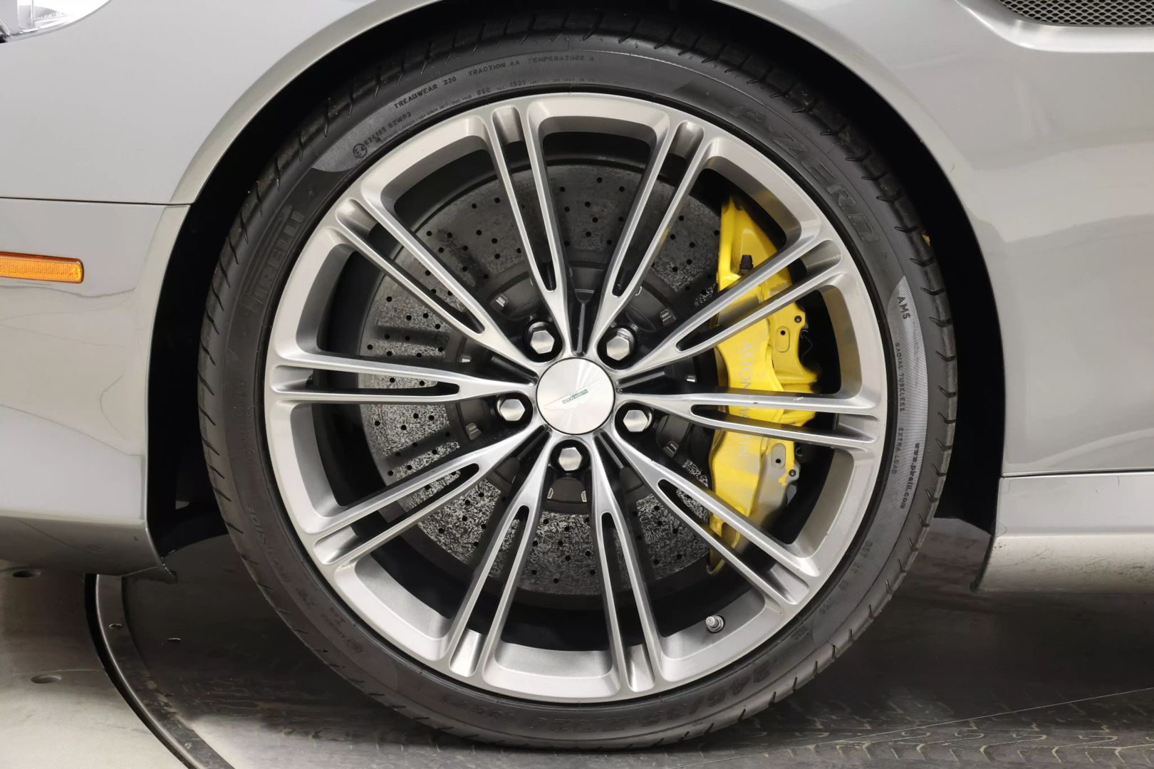 2012 Aston Martin Virage - Image 89