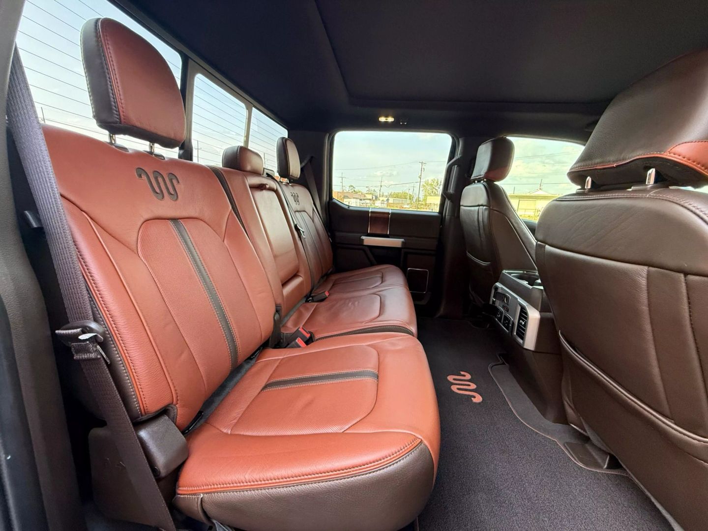 2021 Ford F250 Super Duty Crew Cab - Image 22