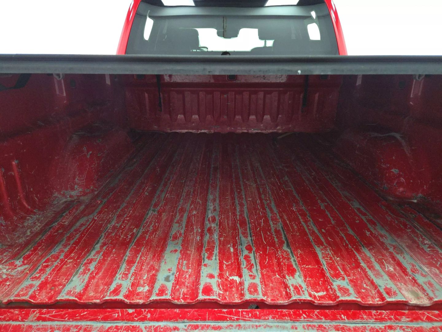 2014 Chevrolet Silverado 1500 Crew Cab - Image 11